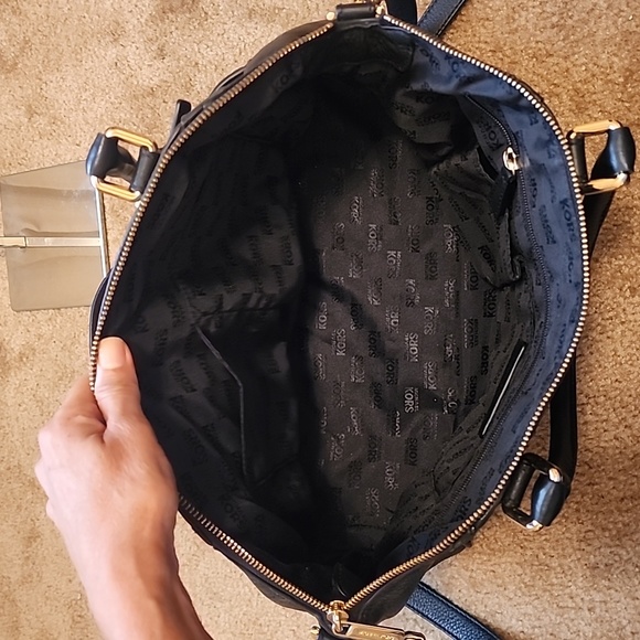 Michael Kors Satchel and Crossbody Bag - Picture 11 of 16